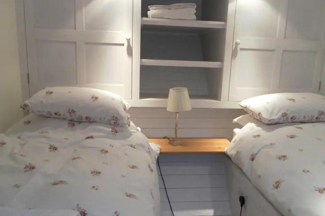 Little Park Farm Queen Anne Farmhouse & Apartments Stratfield Mortimer エクステリア 写真